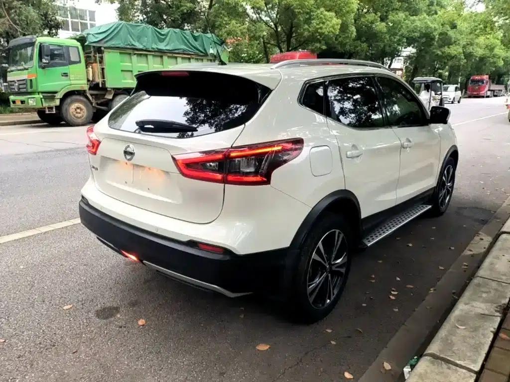 Nissan Qashqai 2022 2.0L CVT XV Prem Luxury Edition — миниатюра 7
