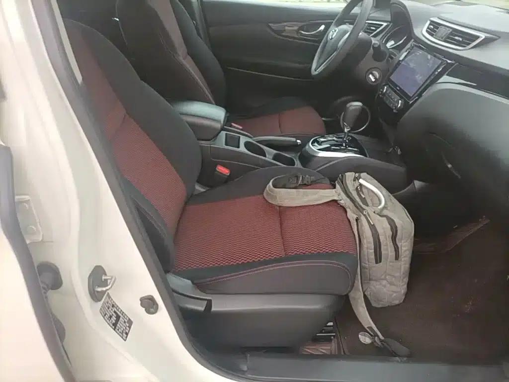 Nissan Qashqai 2016 2.0L CVT Elite Edition — миниатюра 25