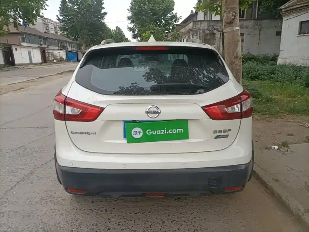 Nissan Qashqai 2016 2.0L CVT Elite Edition — миниатюра 6