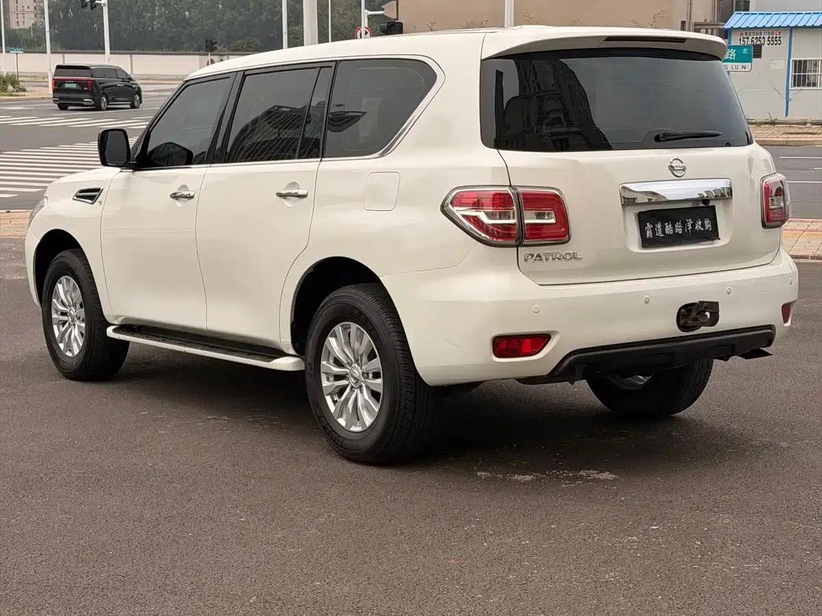 Nissan Patrol 2018 4.0L Platinum Edition — миниатюра 5
