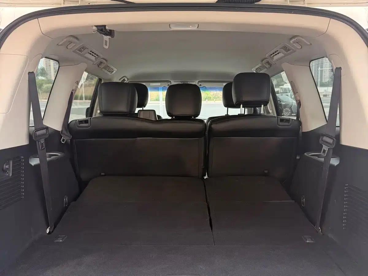 Nissan Patrol 2018 4.0L Platinum Edition — миниатюра 7
