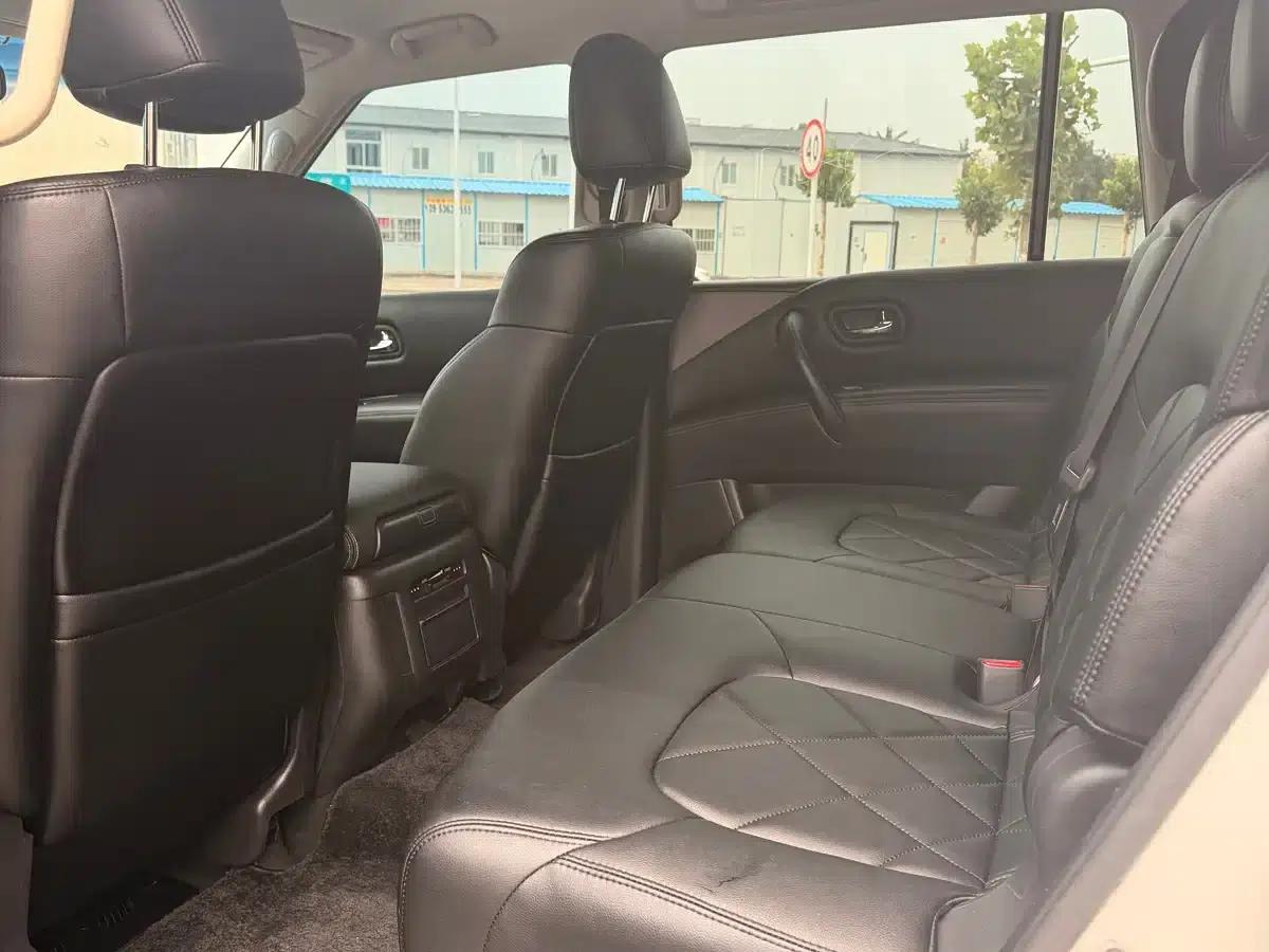 Nissan Patrol 2018 4.0L Platinum Edition — миниатюра 10