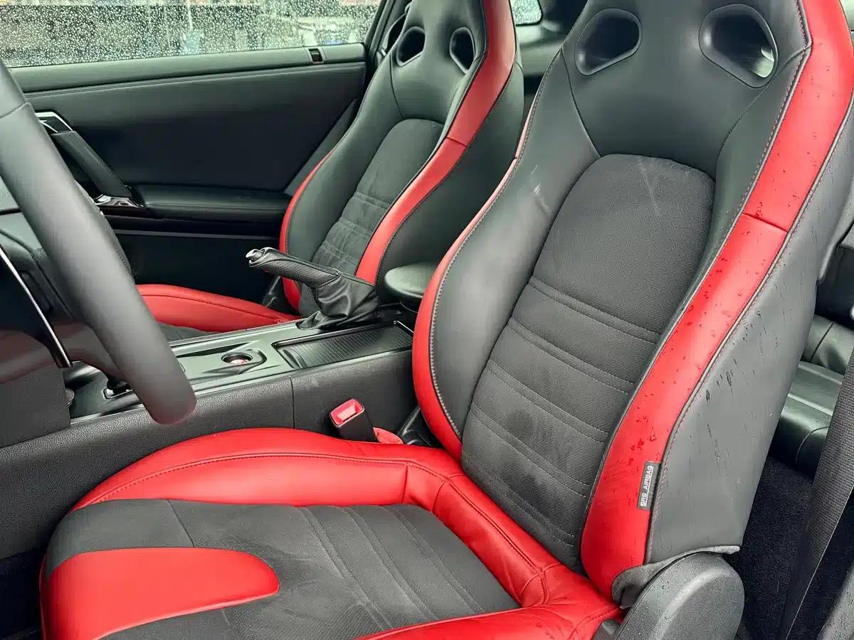 2012 Nissan GT-R 3.8T Premium Edition — миниатюра 10