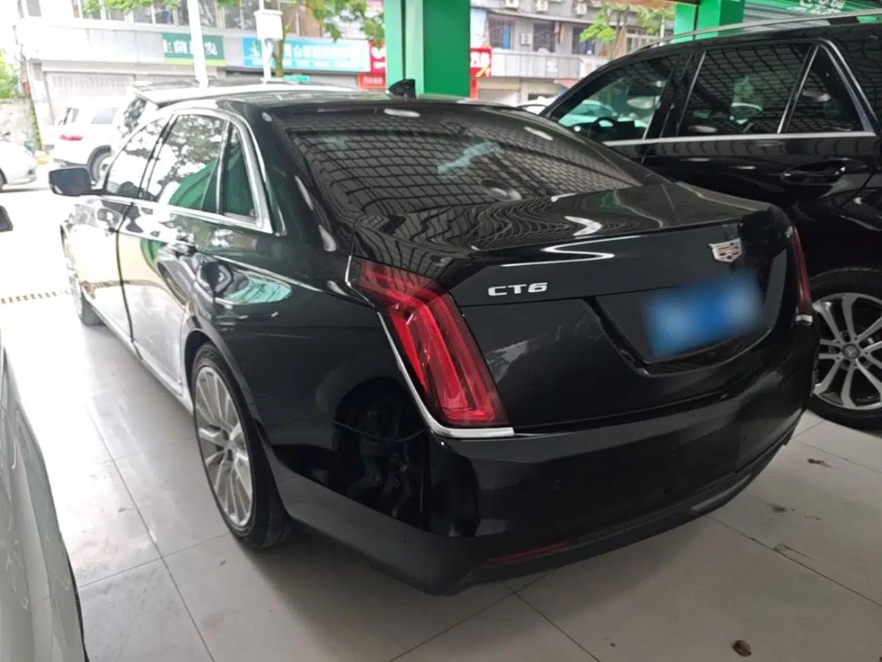 Cadillac CT6 2017 28T Premier Model — миниатюра 4