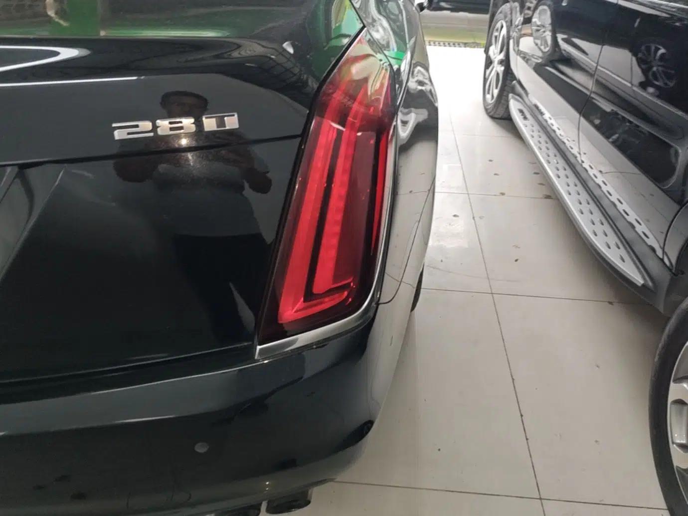 Cadillac CT6 2017 28T Premier Model — миниатюра 9