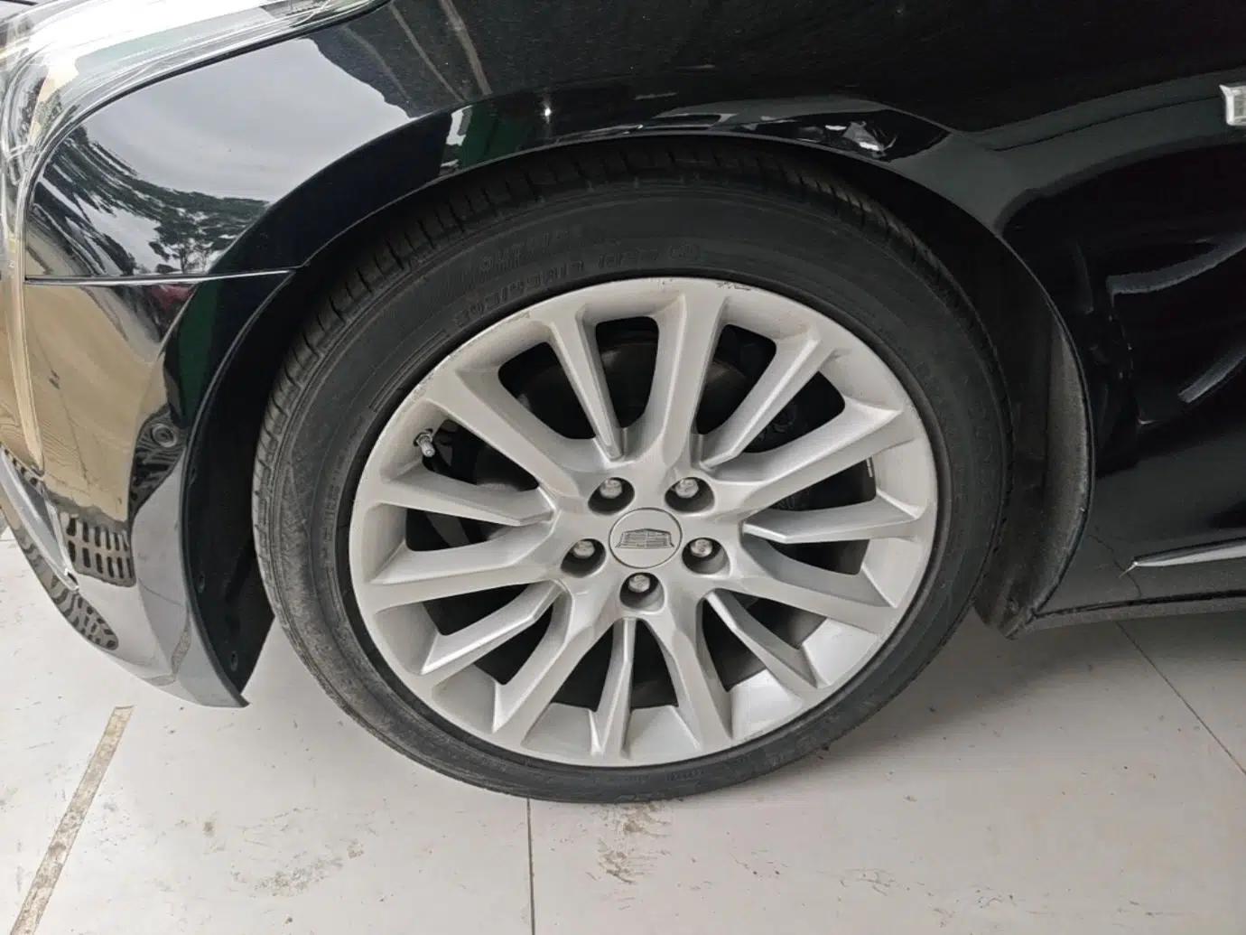 Cadillac CT6 2017 28T Premier Model — миниатюра 10