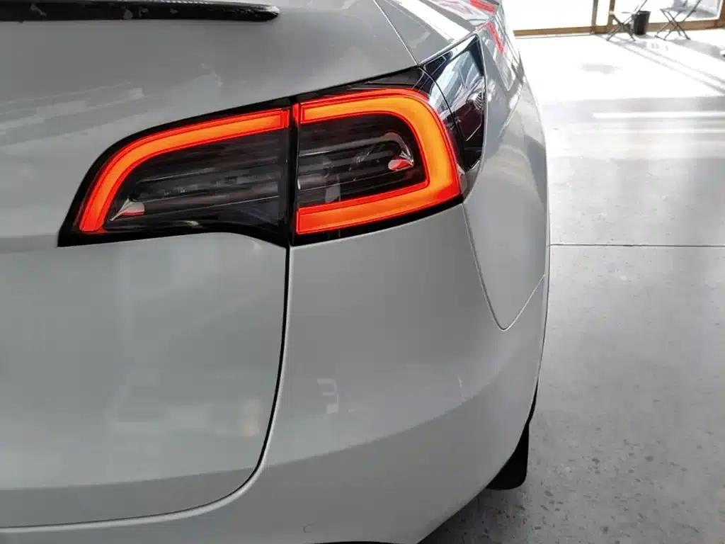 Model Y 2022 Rear-Wheel Drive — миниатюра 8