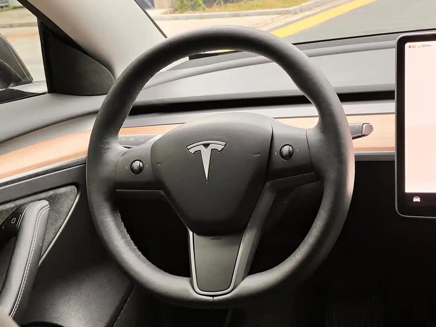 Model 3 2022 Rear-Wheel Drive — миниатюра 8