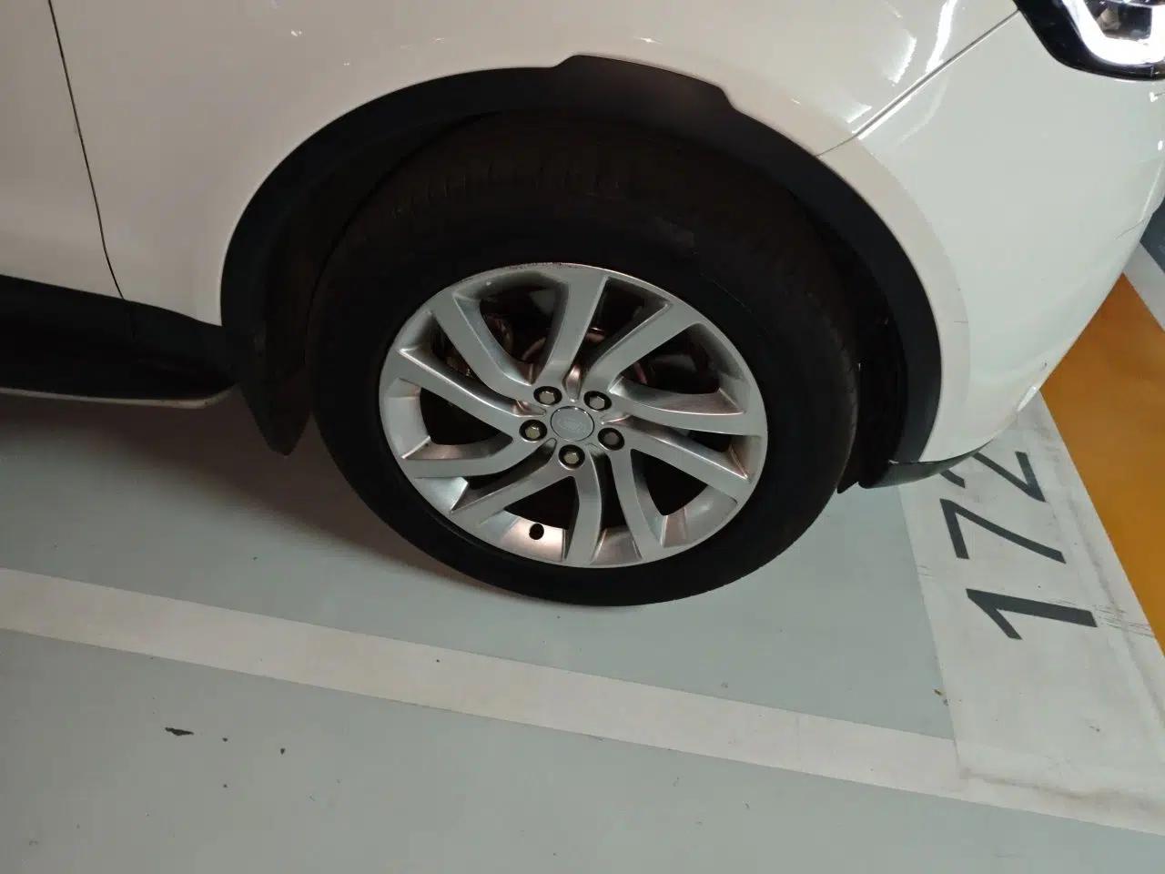 Land Rover Discovery — миниатюра 8
