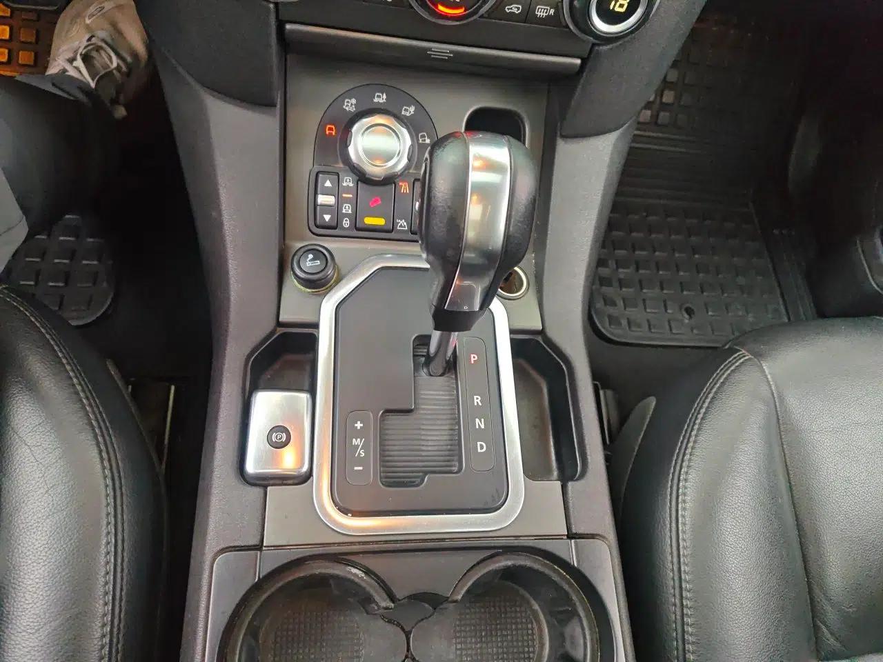 Land Rover Discovery 2012 5.0 V8 HSE — миниатюра 14