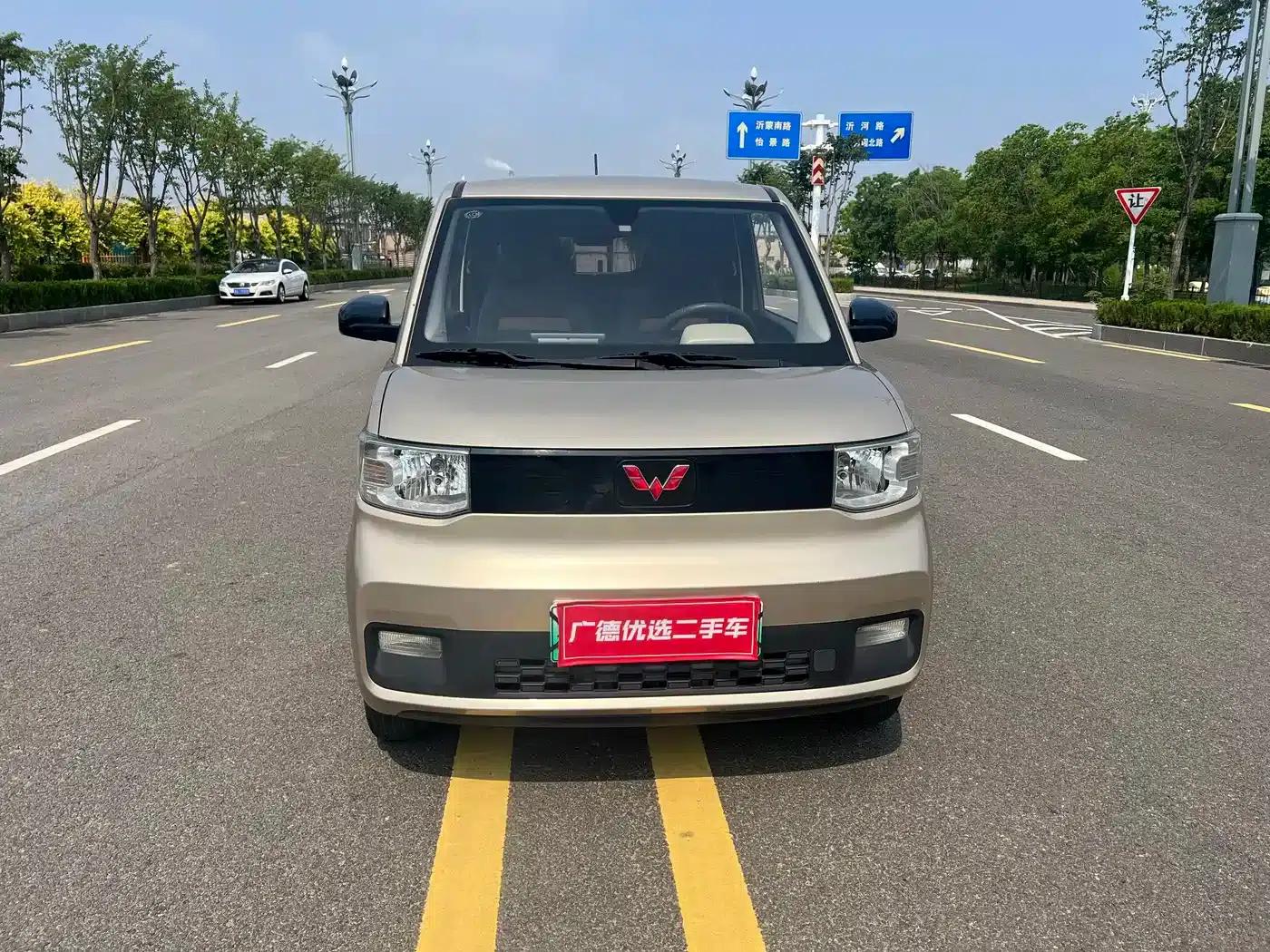Hongguang MINIEV 2020 Model, Comfort Edition, Lithium Iron Phosphate — миниатюра 1