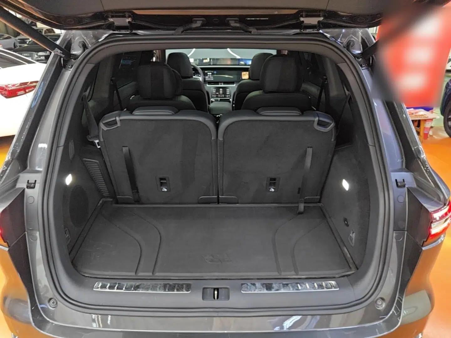 Li Auto ONE 2021 Extended-Range 6-Seater Version — миниатюра 22