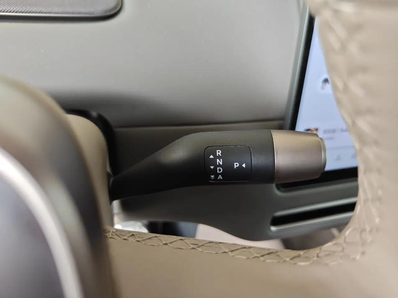 Li Auto i8 2025 Model Standard Version — миниатюра 14