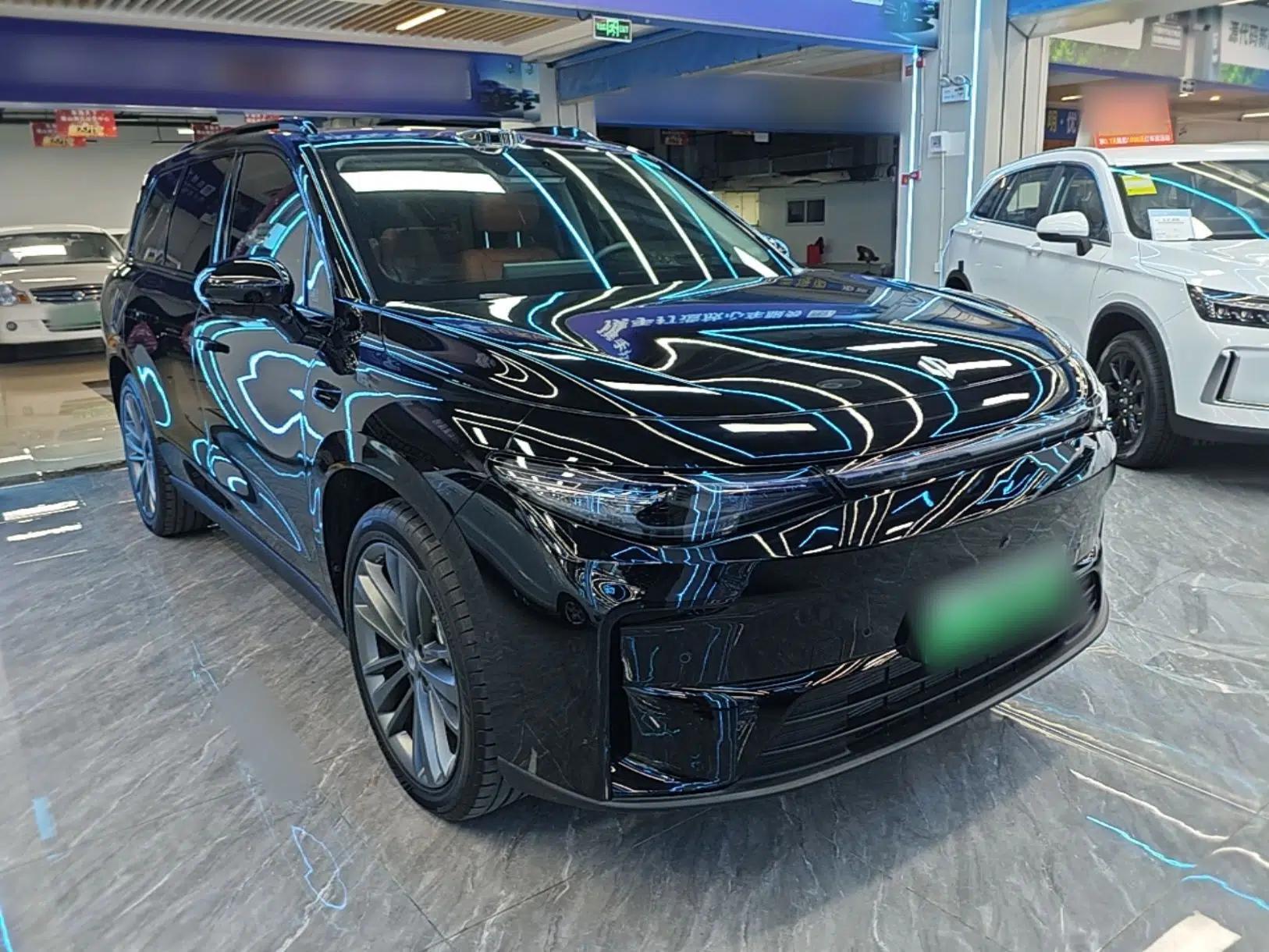 Leapmotor C16 2026 Extended-Range 280 LiDAR Zhizun Edition 6 Seats — миниатюра 3