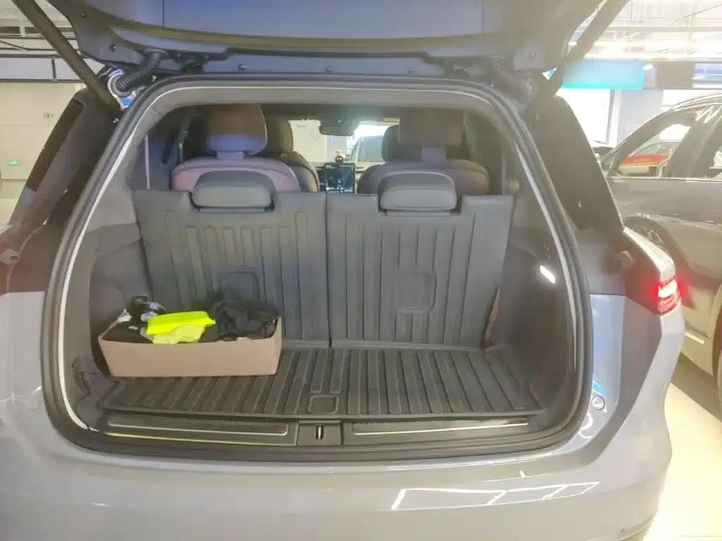 NIO ES8 2024 Model 100kWh — миниатюра 19
