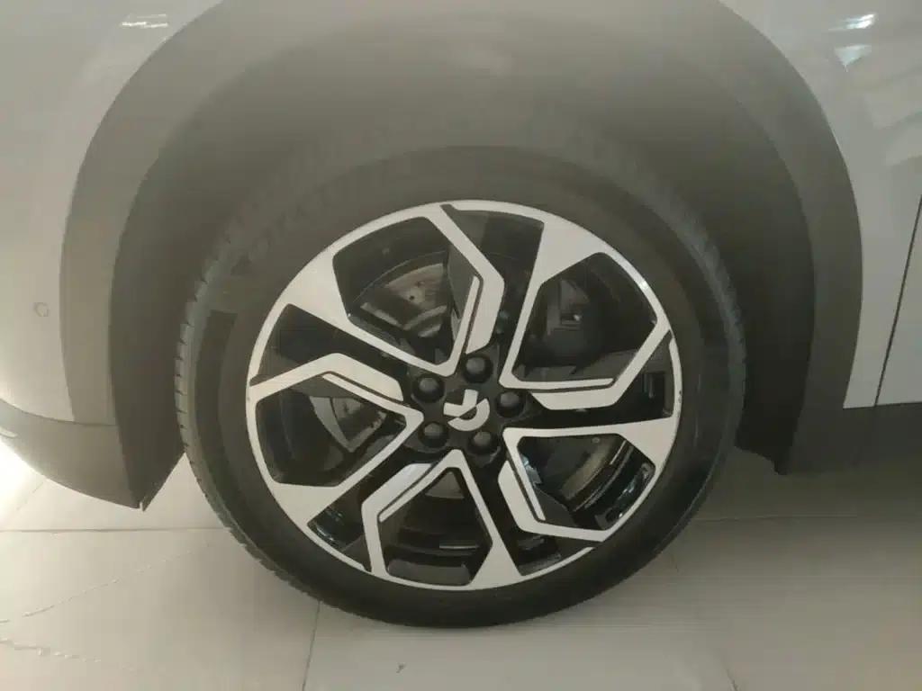 NIO ES8 2024 Model 100kWh — миниатюра 23