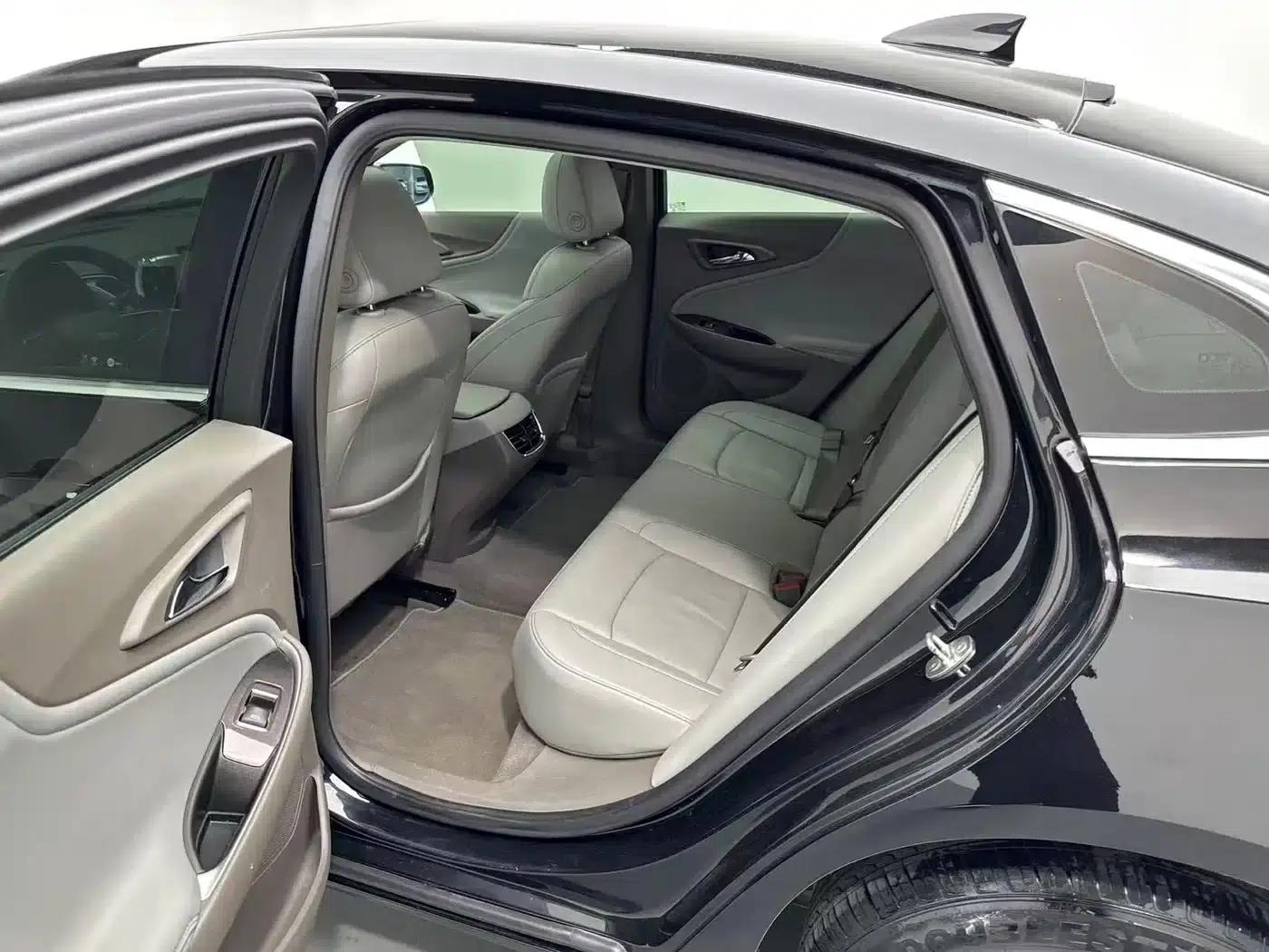 2020 Chevrolet Malibu XL 535T CVT Sharp Edition — миниатюра 6