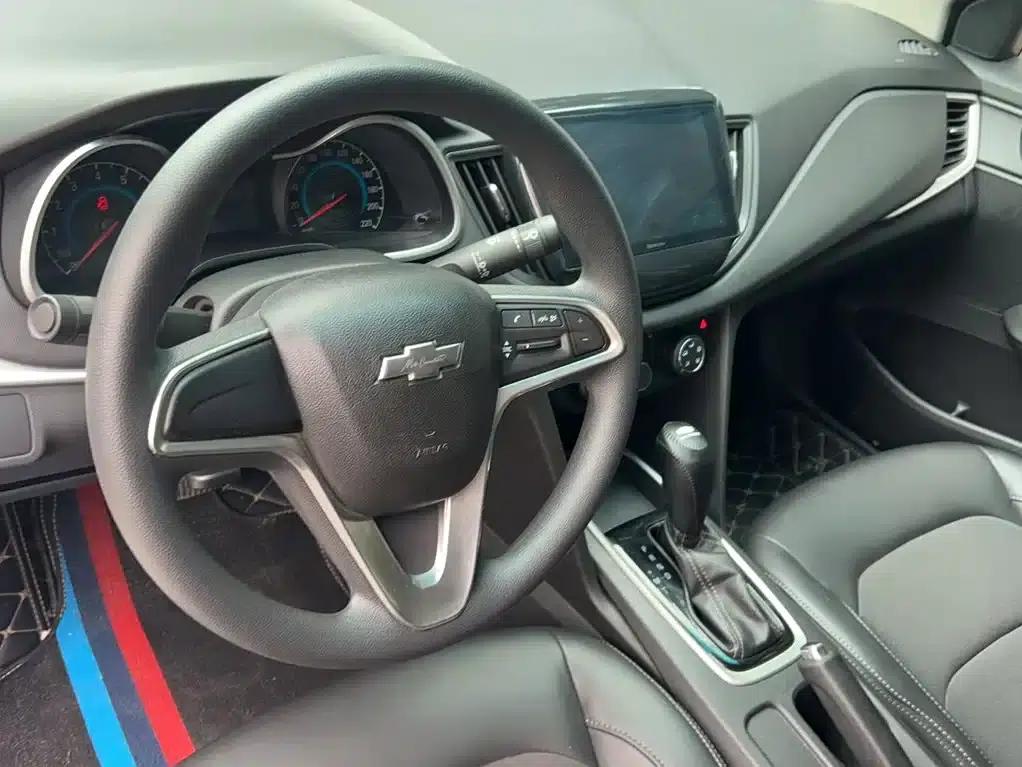 Chevrolet Cruze 2016 1.5L Automatic Comfort Edition — миниатюра 3