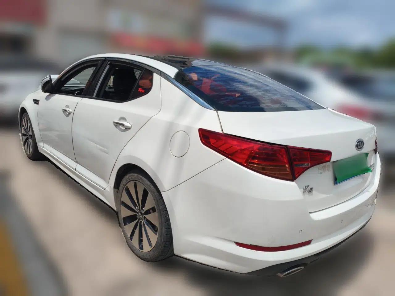 Kia K5 2012 2.0L Automatic DLX — миниатюра 4