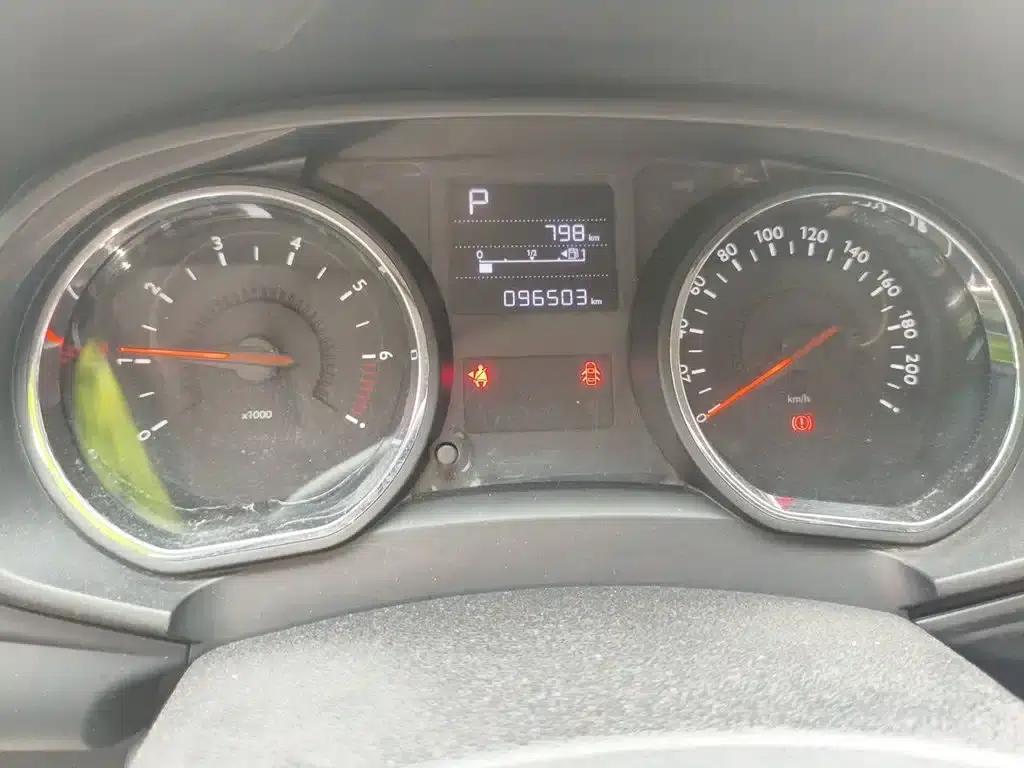 Citroën C3-XR 2015 1.6L Automatic Pioneer Edition — миниатюра 5