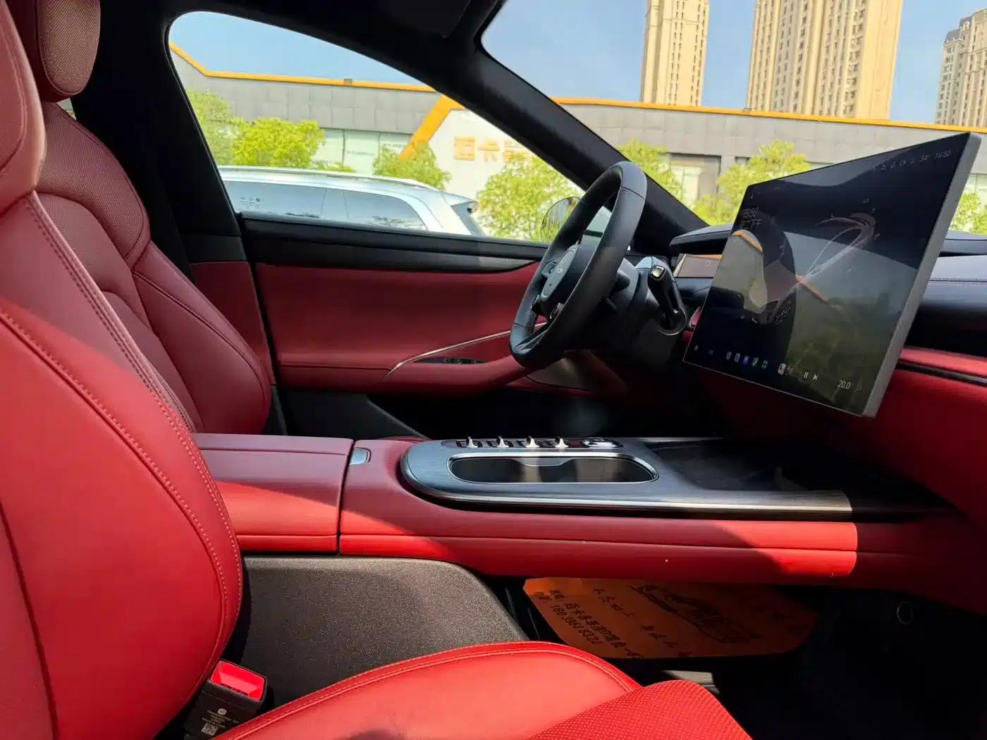 Xiaomi SU7 2024 All-Wheel Drive Long Range High-End Intelligent Driving Max Edition — миниатюра 6