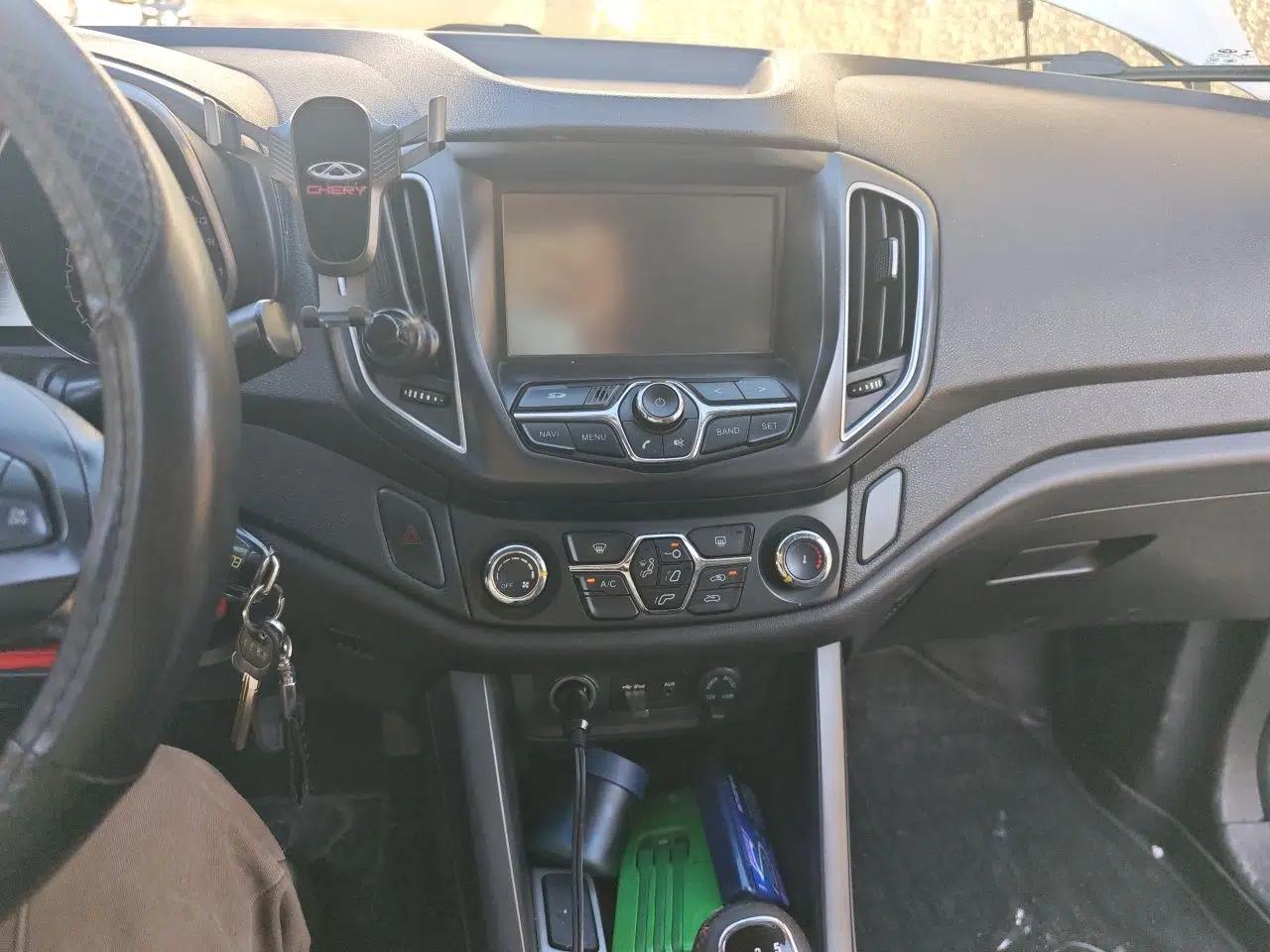 Chery Tiggo 5 2014 2.0L Manual Jia Yue Edition — миниатюра 13