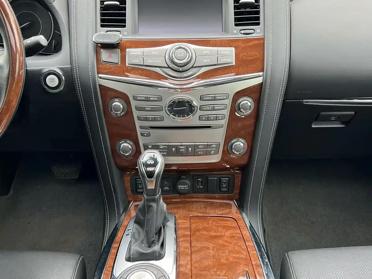 Infiniti QX80 2016 5.6L 4WD — миниатюра 6
