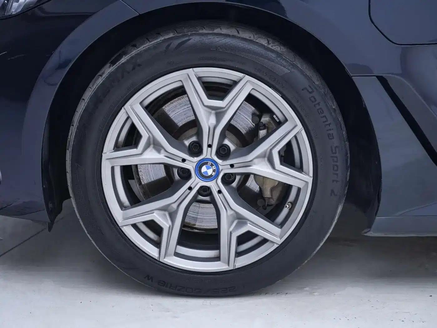 BMW i3 2024 eDrive 35L — миниатюра 10