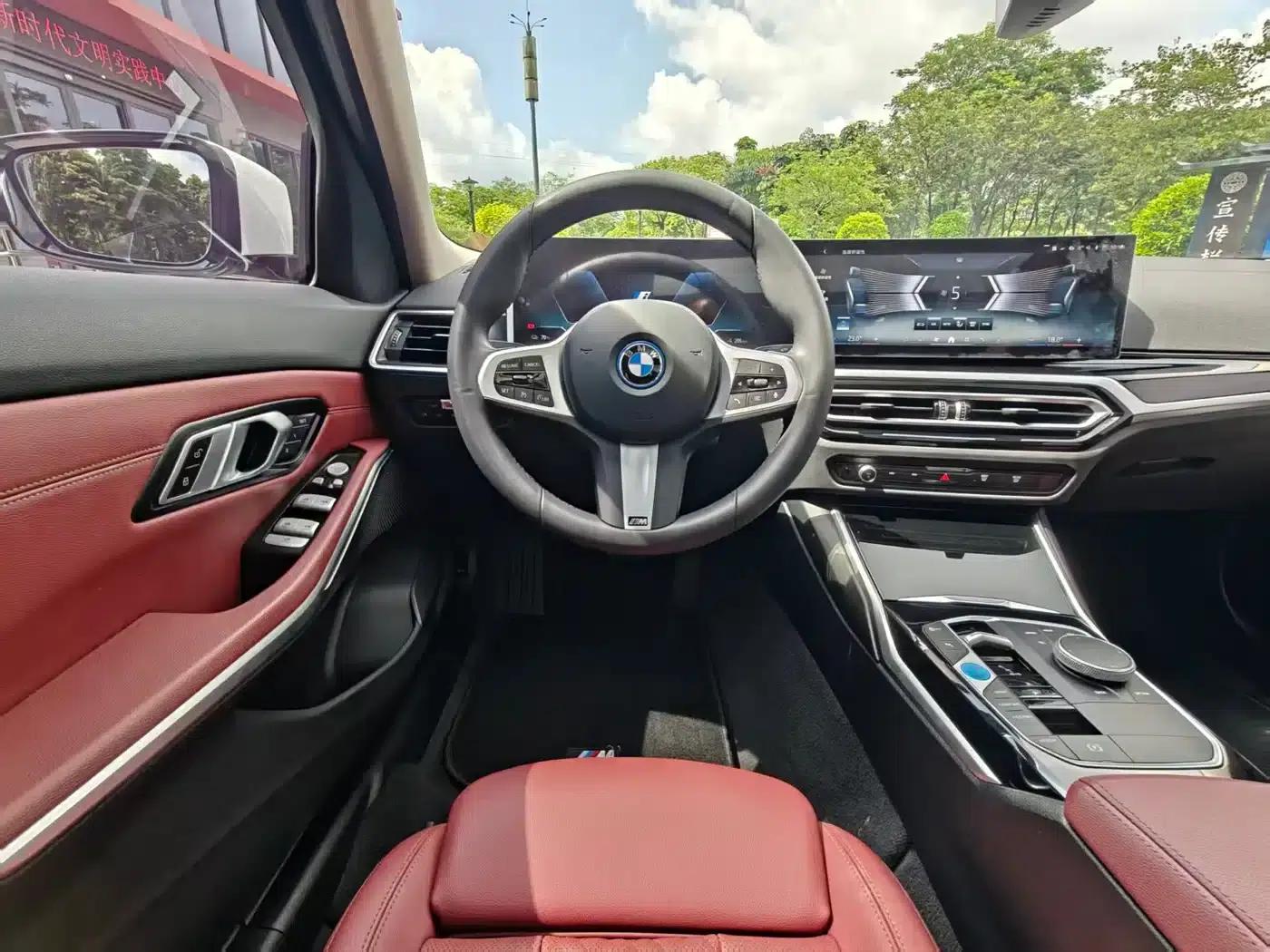 BMW i3 2024 eDrive 35L — миниатюра 10