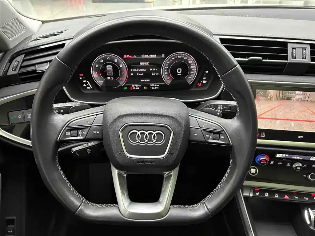 Audi Q3 2022 35 TFSI Fashion Dynamic Edition — миниатюра 3