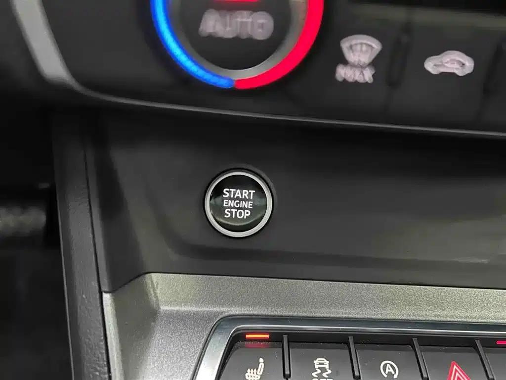 Audi Q3 2022 35 TFSI Fashion Dynamic Edition — миниатюра 4