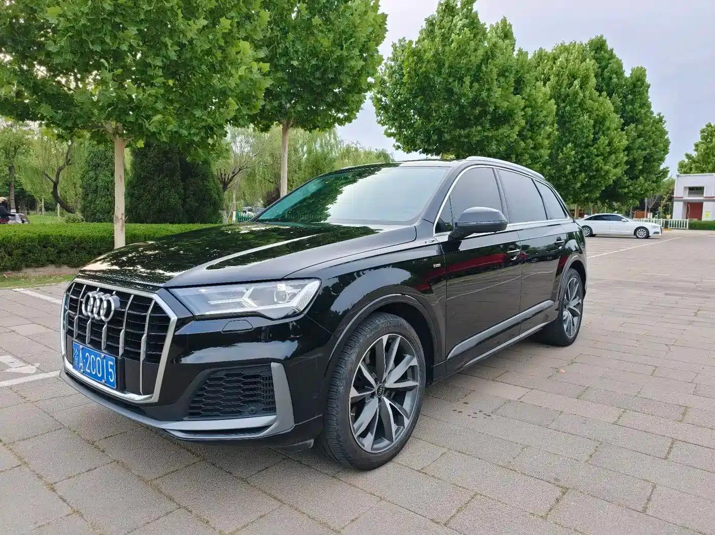 Audi Q7 2023 55 TFSI quattro S line Sport — миниатюра 1