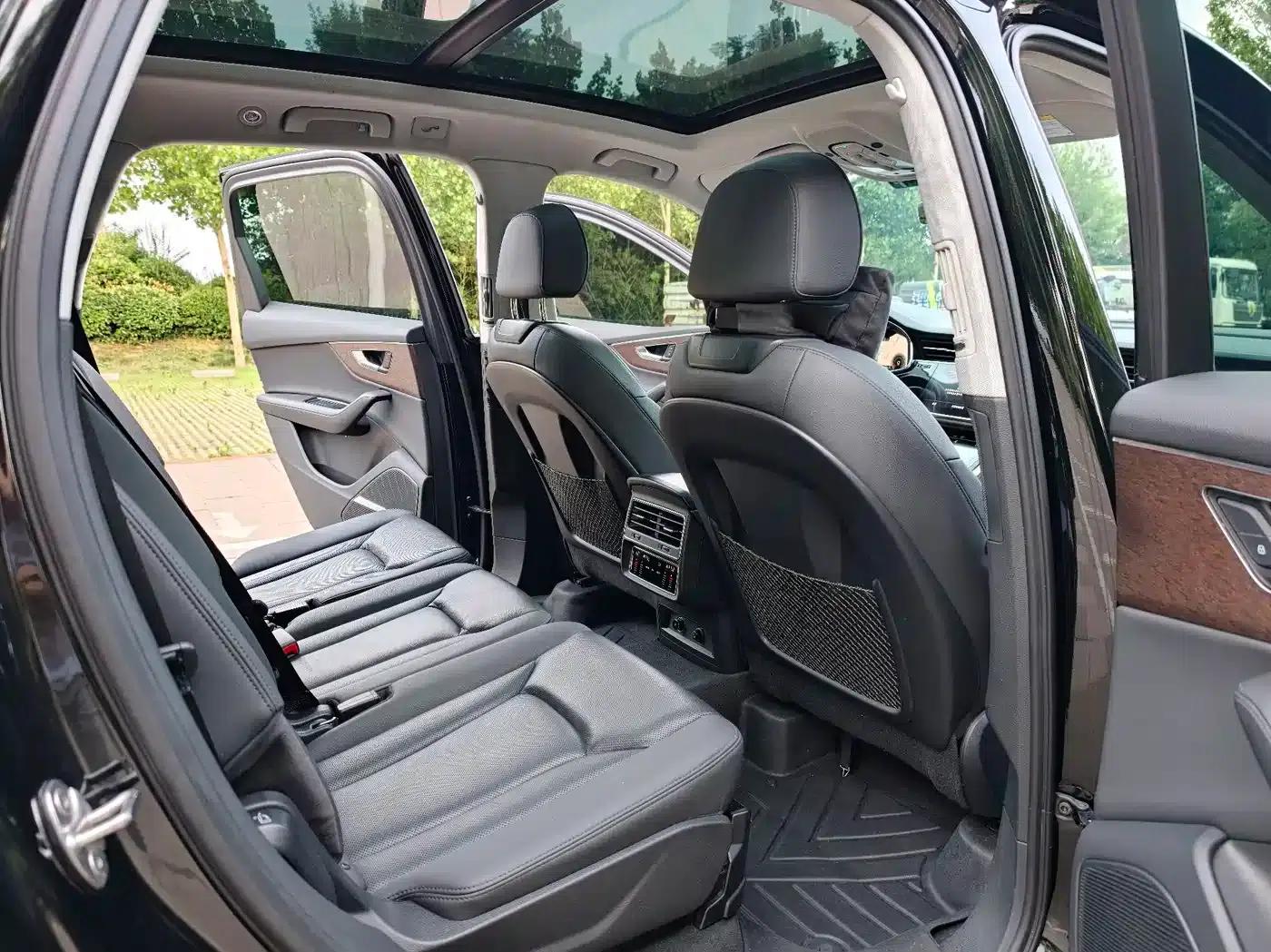 Audi Q7 2023 55 TFSI quattro S line Sport — миниатюра 11