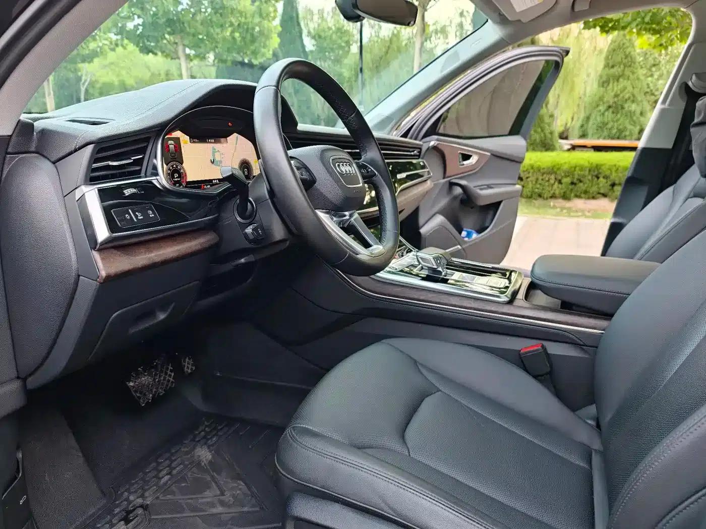 Audi Q7 2023 55 TFSI quattro S line Sport — миниатюра 29