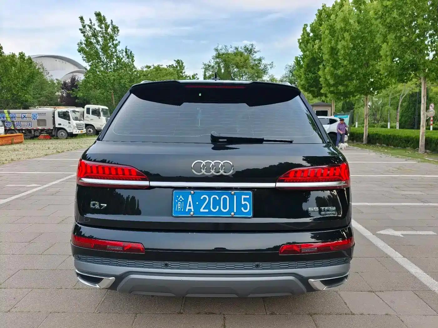 Audi Q7 2023 55 TFSI quattro S line Sport — миниатюра 5