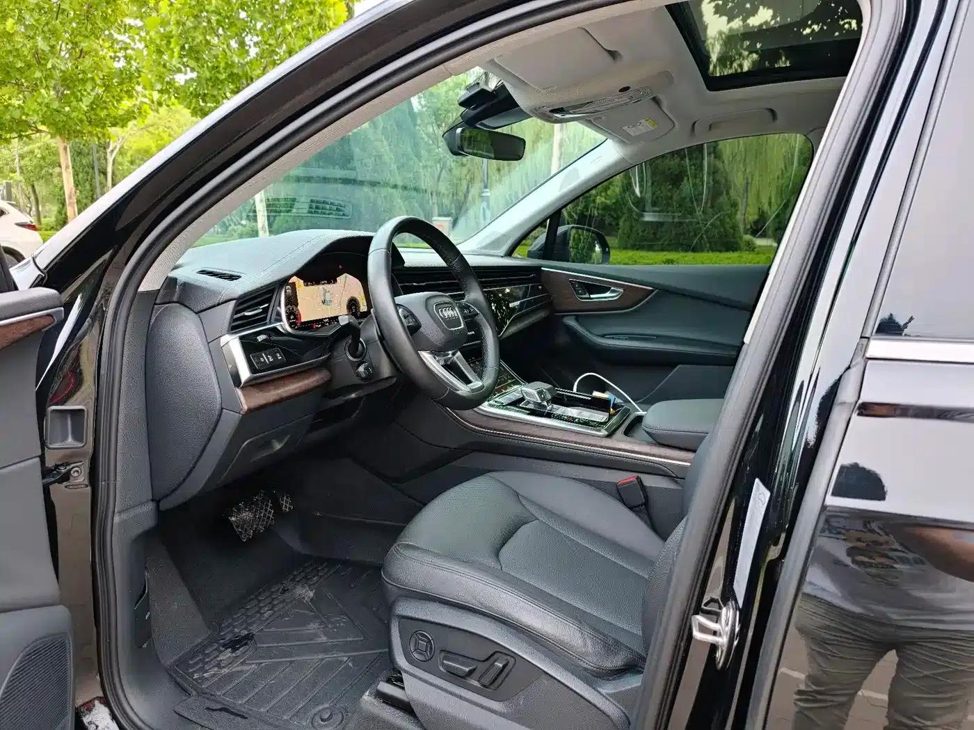 Audi Q7 2023 55 TFSI quattro S line Sport — миниатюра 9