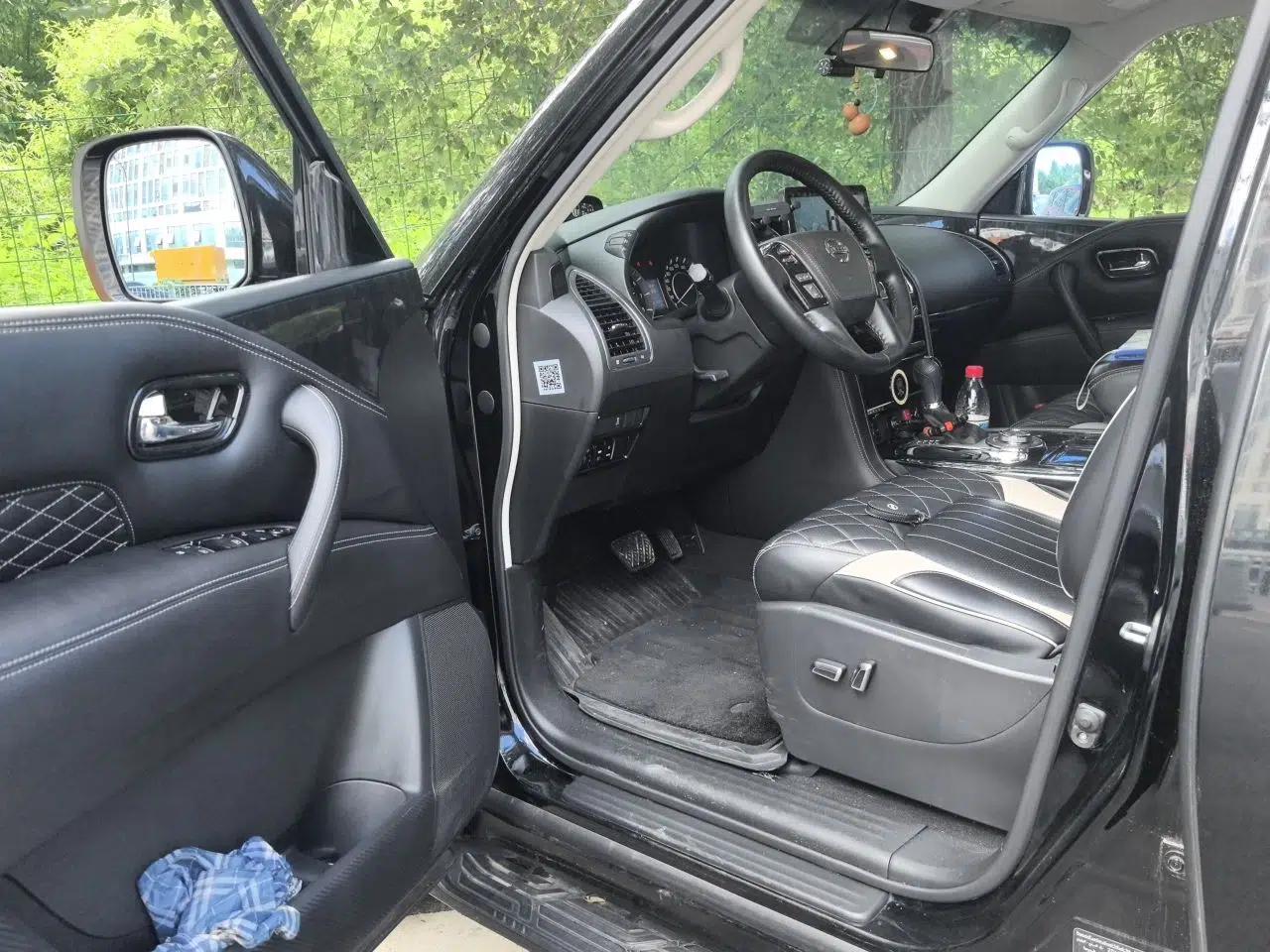 Nissan Patrol — миниатюра 16