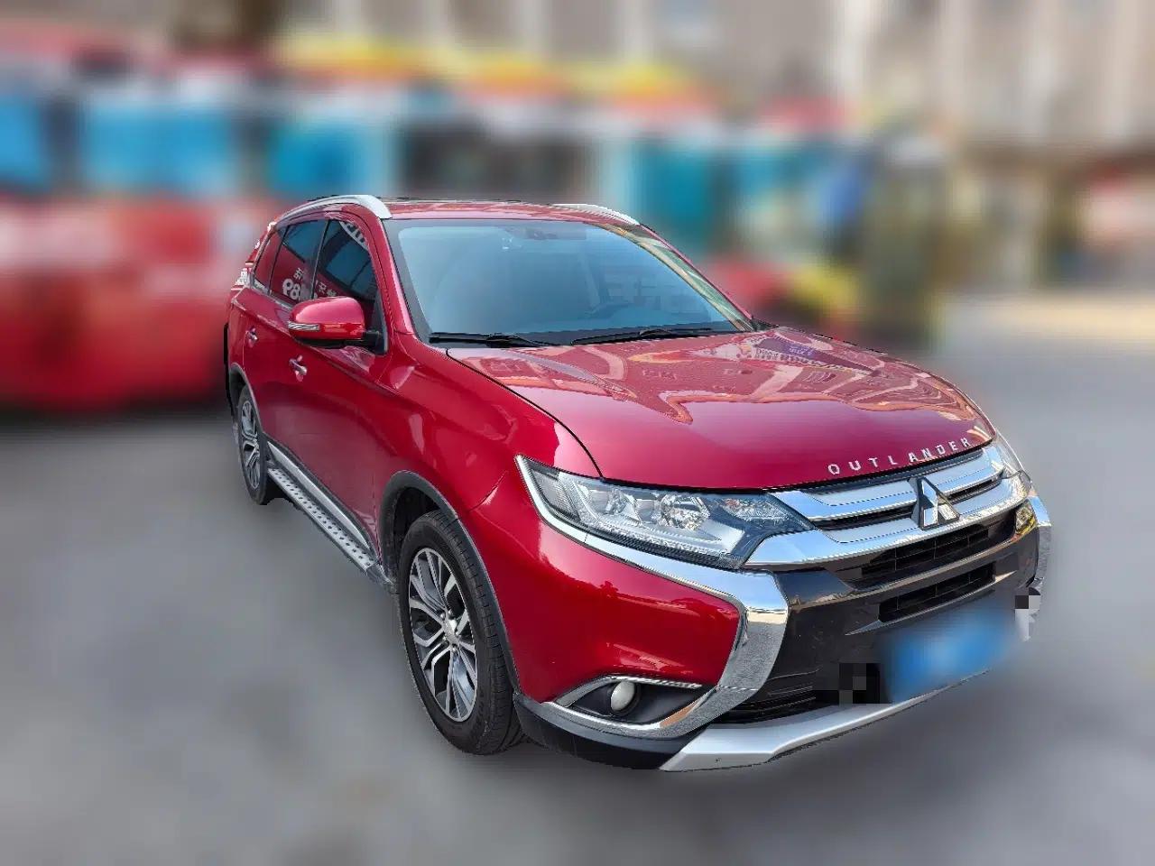 Mitsubishi Outlander 2018 2.4L 4x4 Elite Edition 5 Seats — миниатюра 3