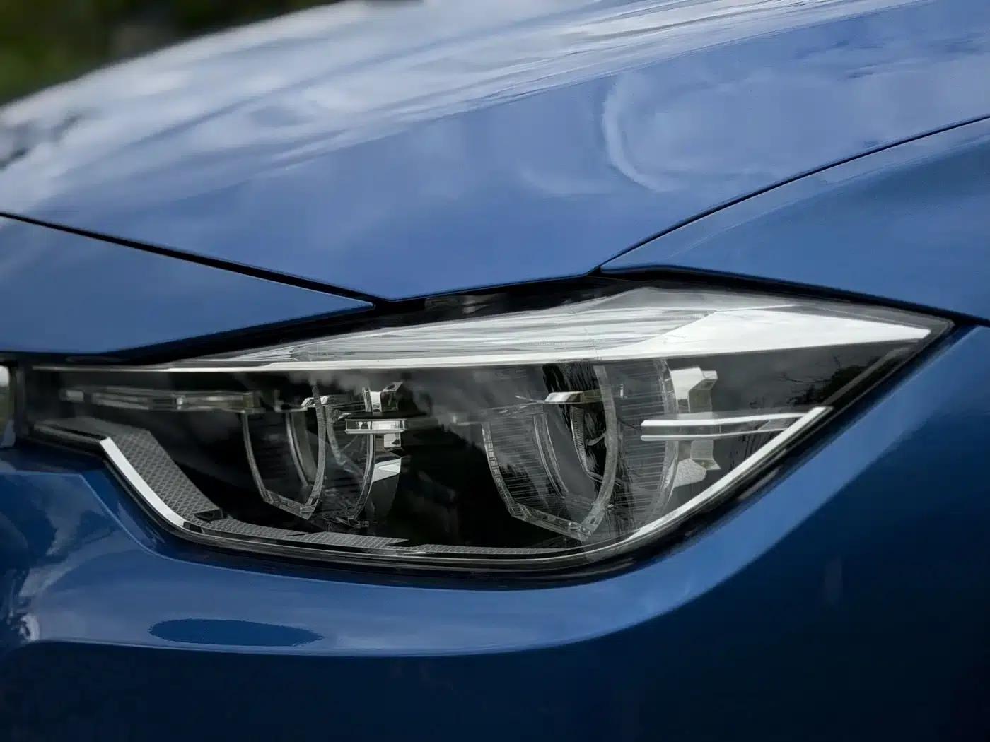 2018 BMW 3 Series 320Li Leading M Sport Package — миниатюра 5
