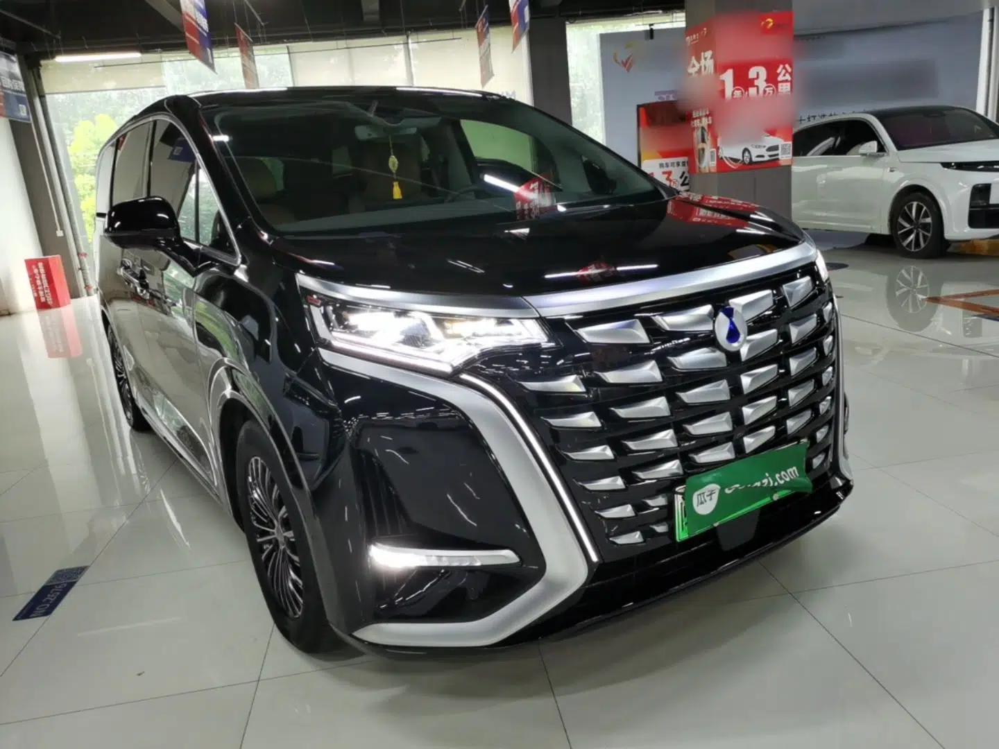 Denza D9 2022 DM-i 970 Four-Wheel Drive Flagship Model — миниатюра 3