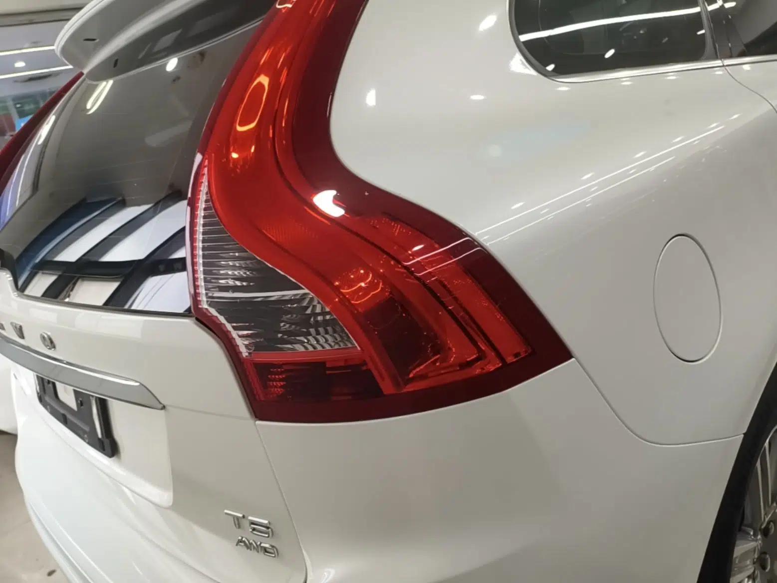 Volvo XC60 2017 T5 AWD Smart Range Edition — миниатюра 9