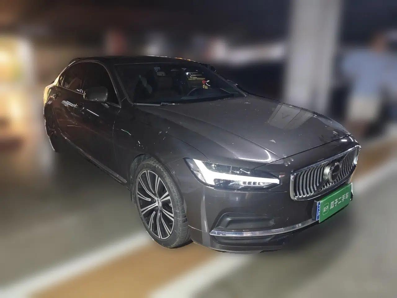 Volvo S90 2023 B5 Zhiyuan Luxury Edition — миниатюра 3