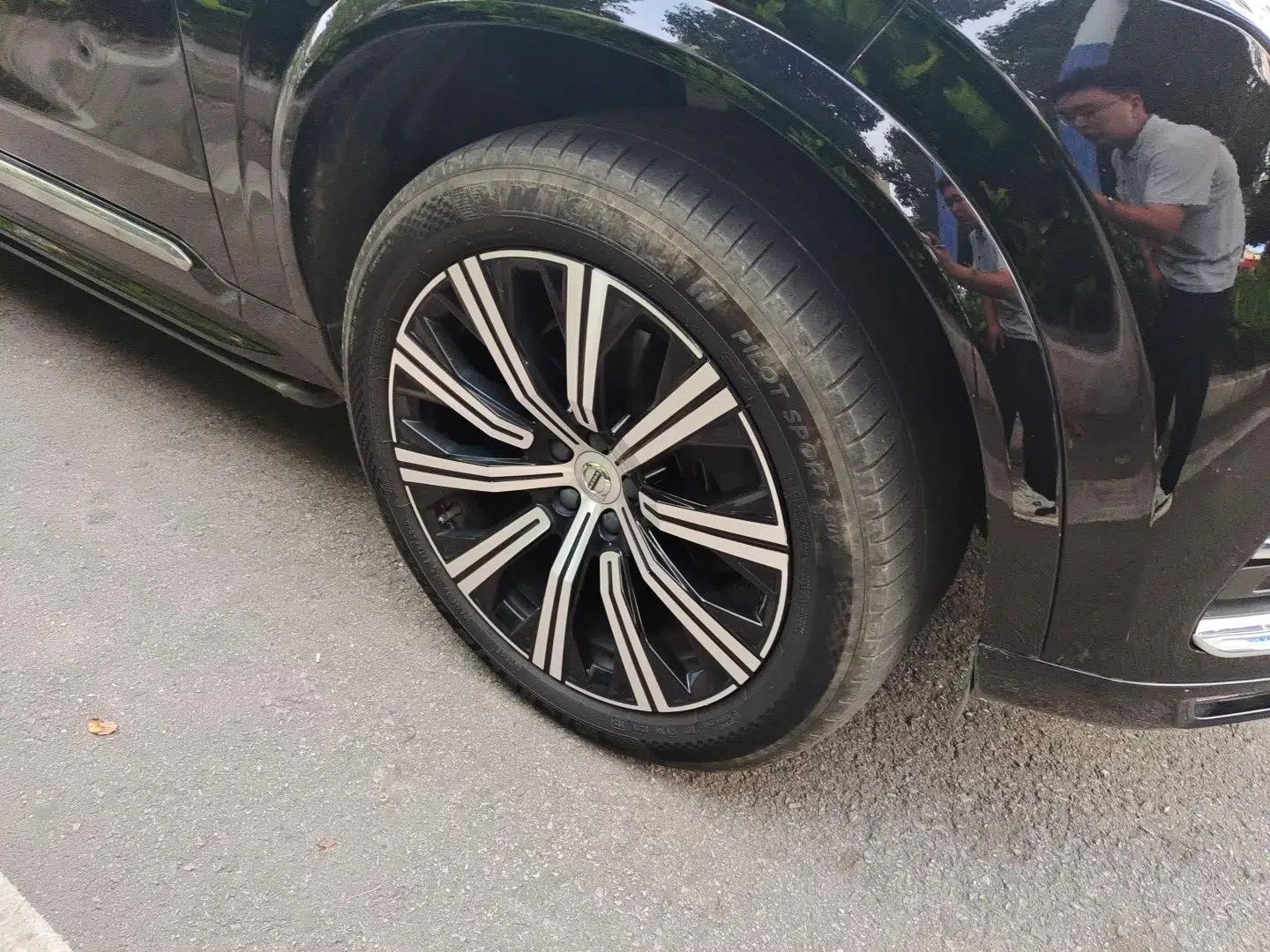 Volvo XC90 2021 B5 SmartDrive Luxury Edition 5-seater — миниатюра 8