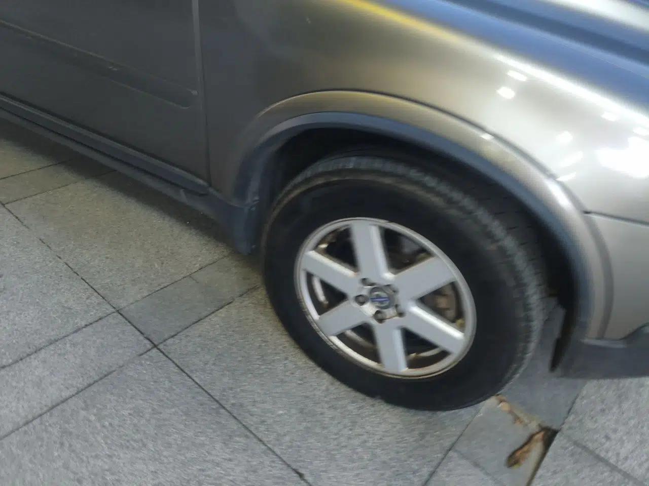 Volvo XC90 2011 2.5T AWD — миниатюра 8
