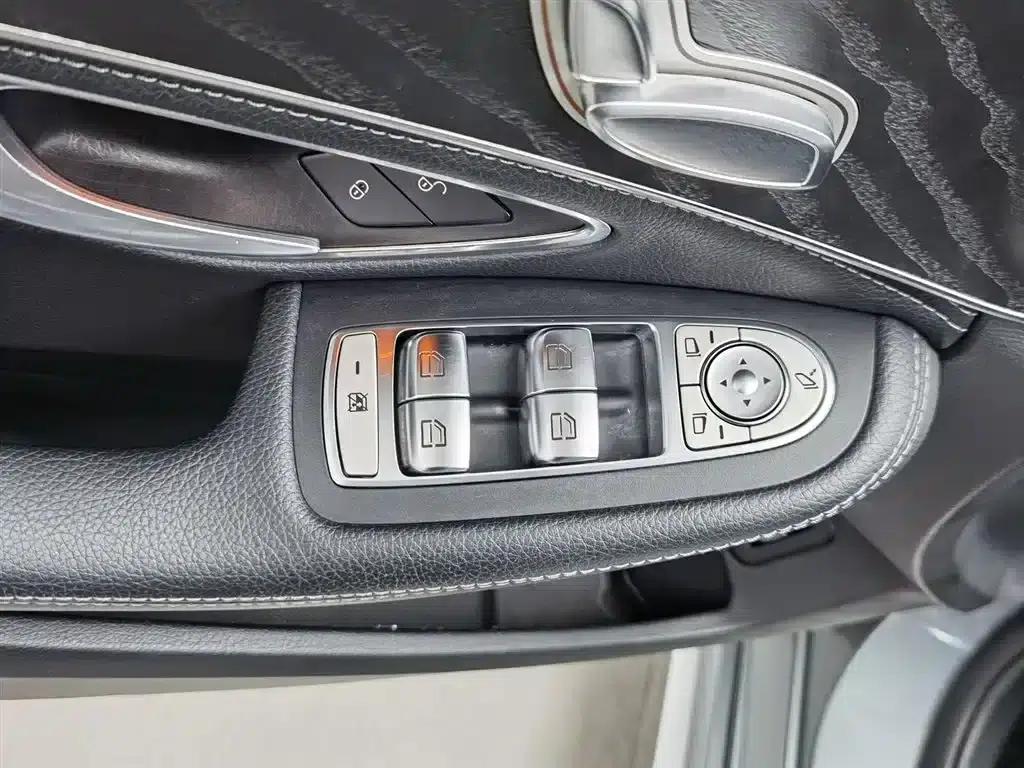 Mercedes-Benz C-Class 2019 C 180 L Fashion Sport Edition — миниатюра 9