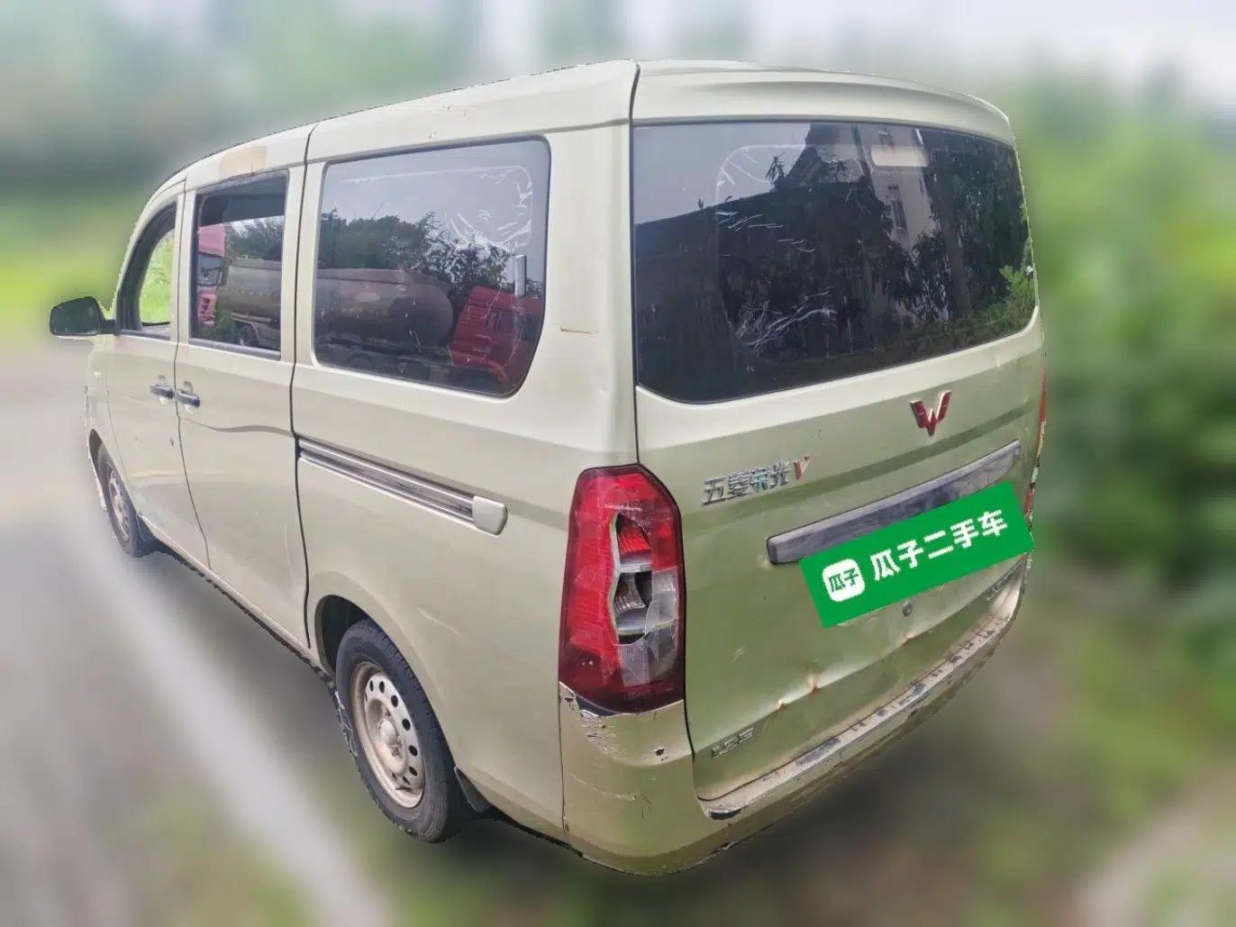 Wuling Rongguang V 2016 1.2L Practical Version — миниатюра 4