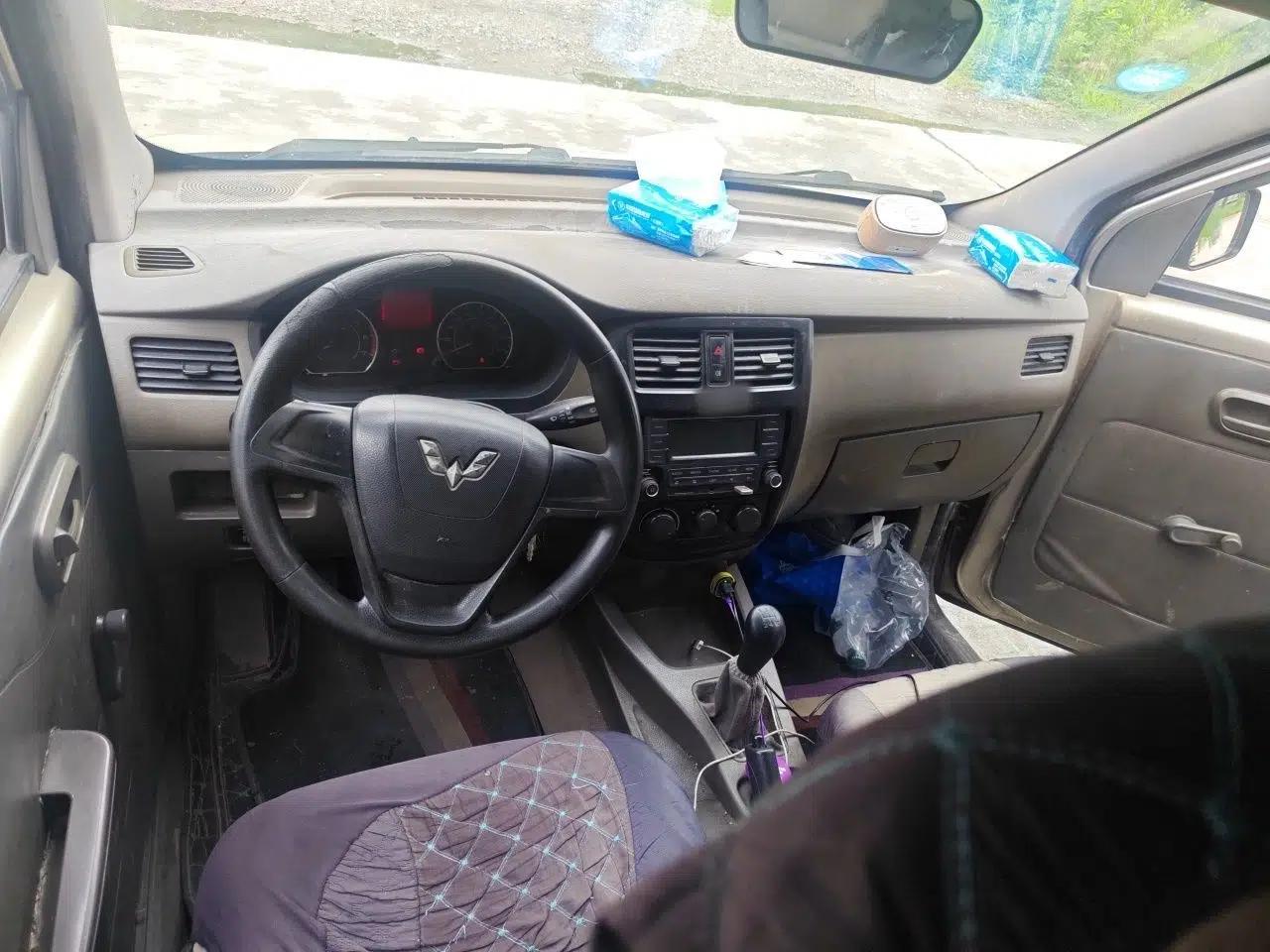 Wuling Rongguang V 2016 1.2L Practical Version — миниатюра 9