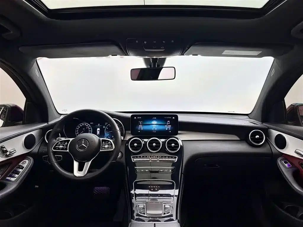 Mercedes-Benz GLC Coupe 2020 GLC 260 4MATIC Coupe SUV — миниатюра 8