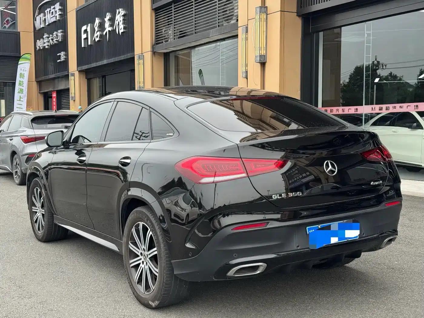 2022 Mercedes-Benz GLE Coupe, GLE 350 4MATIC Coupe SUV Luxury Model — миниатюра 4