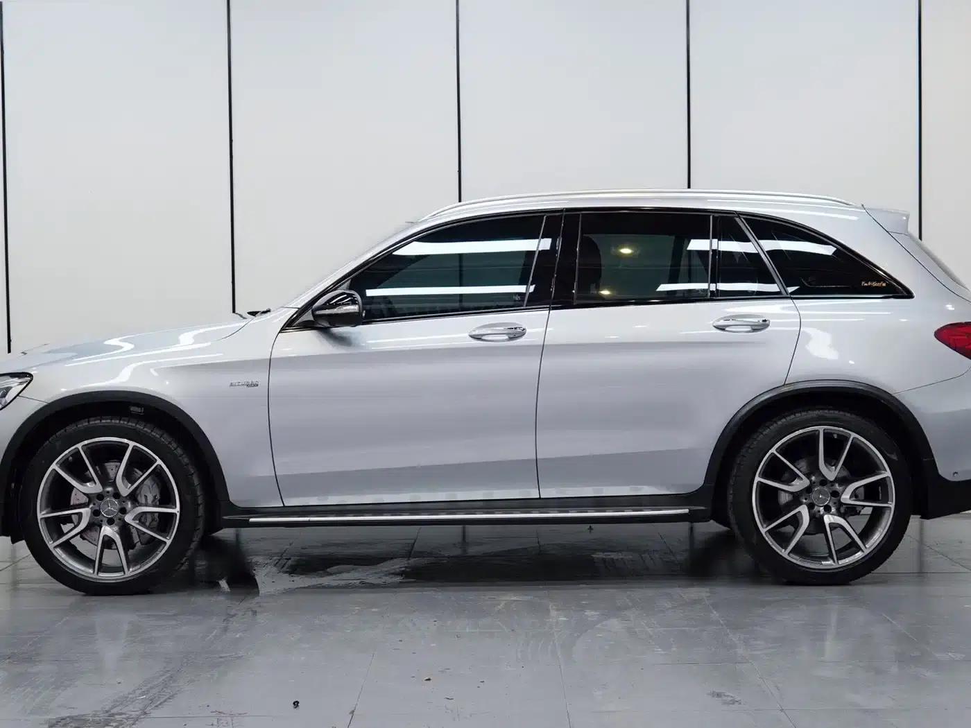 2017 Mercedes-Benz GLC AMG 43 4MATIC — миниатюра 3